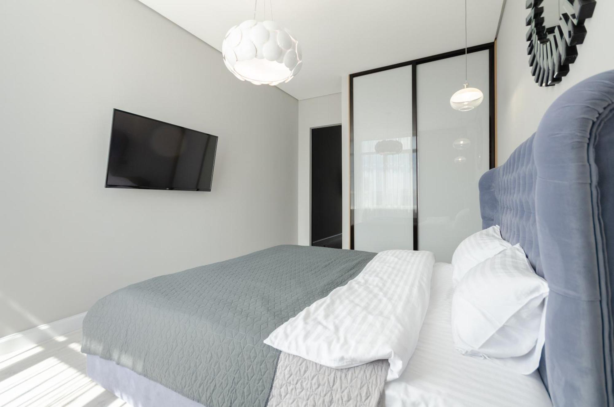 Petrovdom Apartments 267-373 In Rc Central Park, 7 John Mccain Street Kyiv Exterior photo