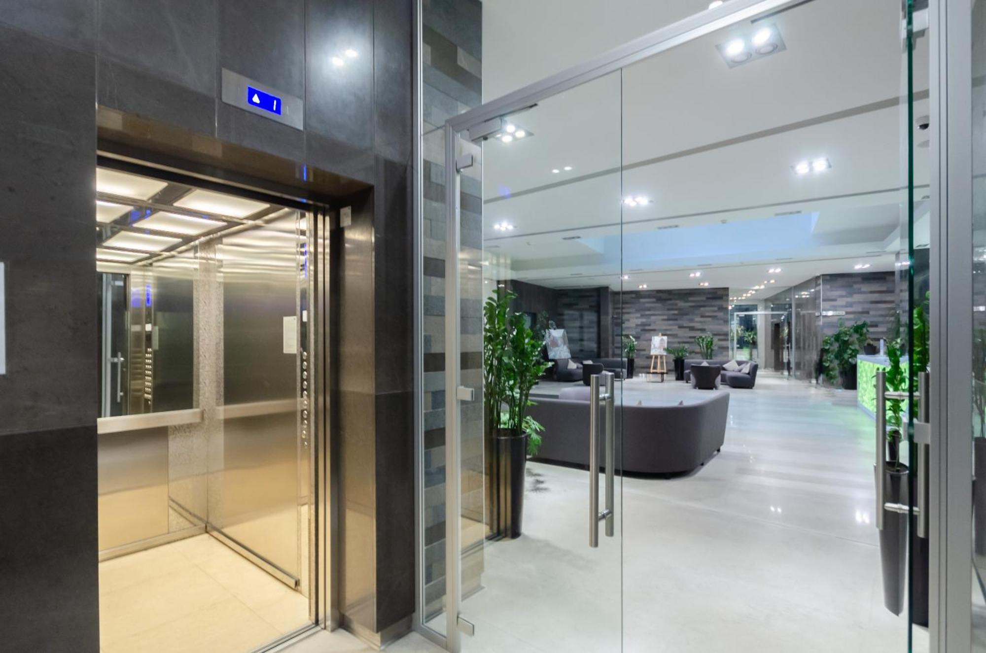 Petrovdom Apartments 267-373 In Rc Central Park, 7 John Mccain Street Kyiv Exterior photo